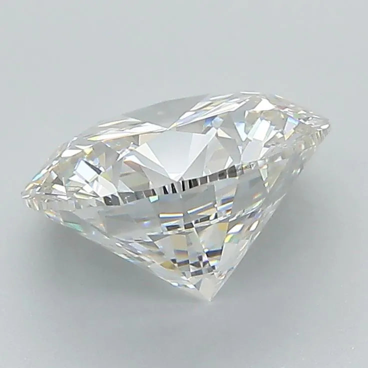 2.7 Carats ROUND Diamond