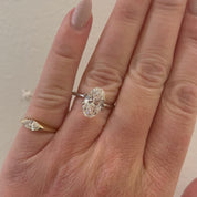 Lab Oval 3.00 ct F VS1